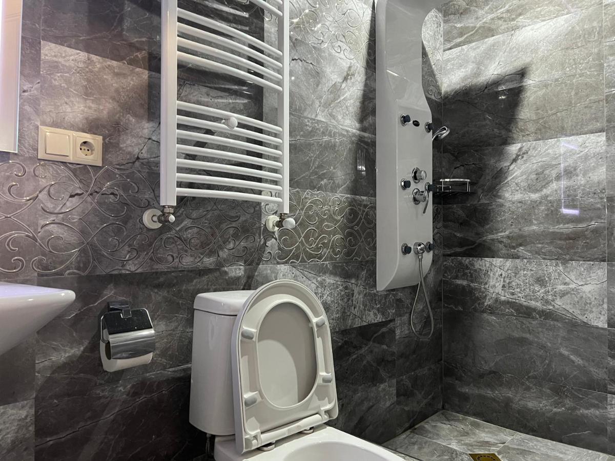 Cosy Apartment In The City Centre Tbilisi Esterno foto
